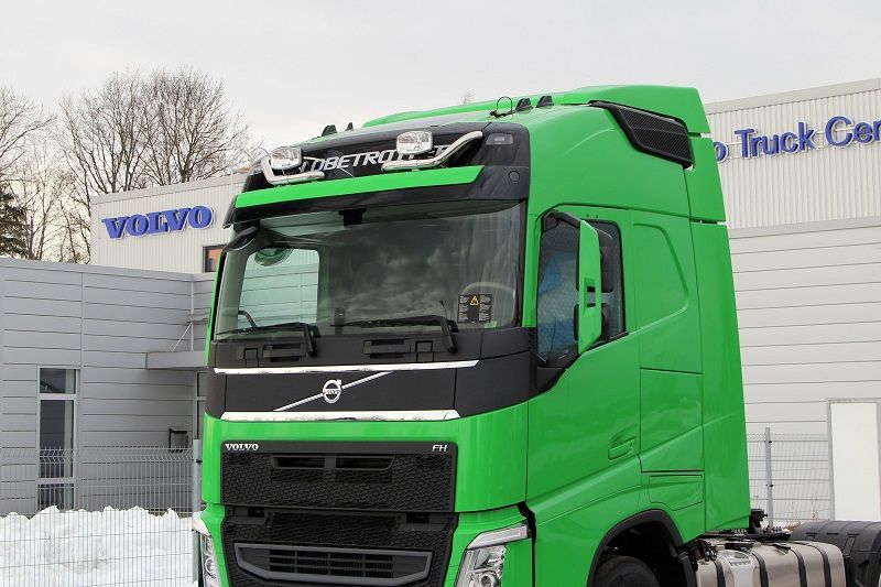 Metec "Eyebrows" for Volvo FH4 Globetrotter (& XL)