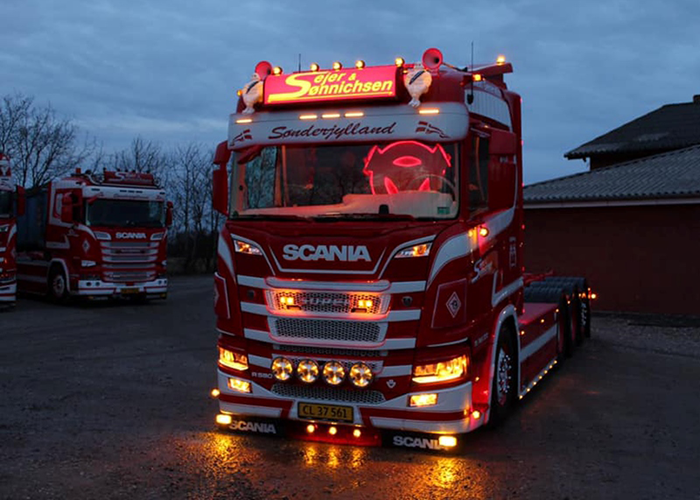 DUO LED position light for head lamp Scania R/S NextGen