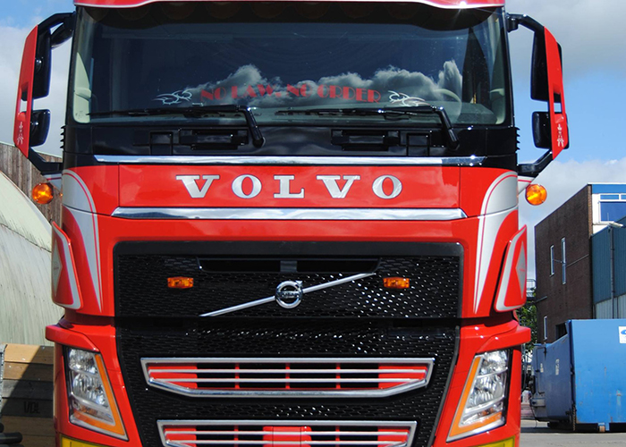 Stainless Steel 'VOLVO' letters