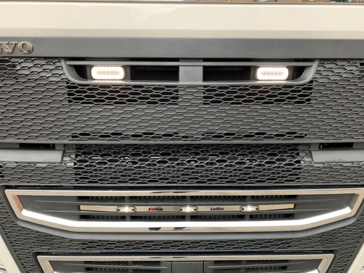 Grille Support for LED Strobe Lights with Position Light for Volvo FH4B