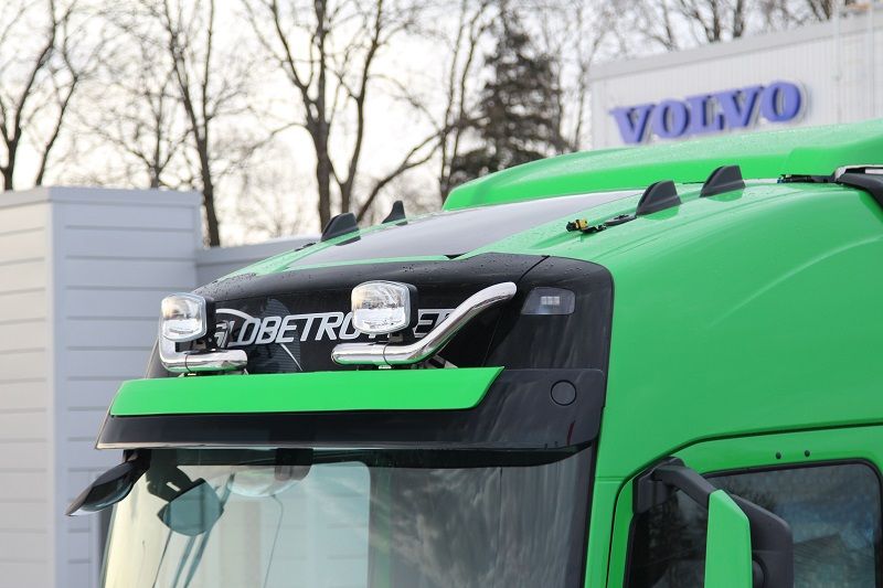 Metec "Eyebrows" for Volvo FH4 Globetrotter (& XL)