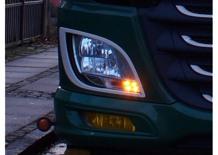DRL LED Units for DAF XF106 | Amber