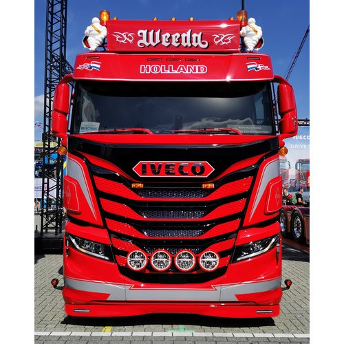 Bumper Spoiler for Iveco S-Way | 2 Lightholes