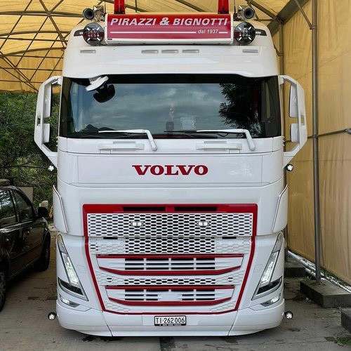 Sunvisor for Volvo FH4/4B | Type 1 | 5 Top Lightholes