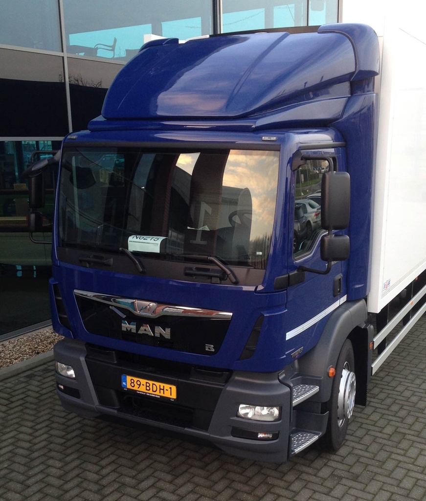 3D Adjustable Spoiler for MAN TGL-C / TGM-C 2006+ | Height 77-101cm