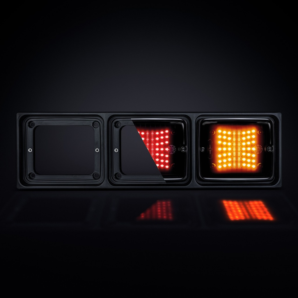 IZE LED Frame 3 x Square